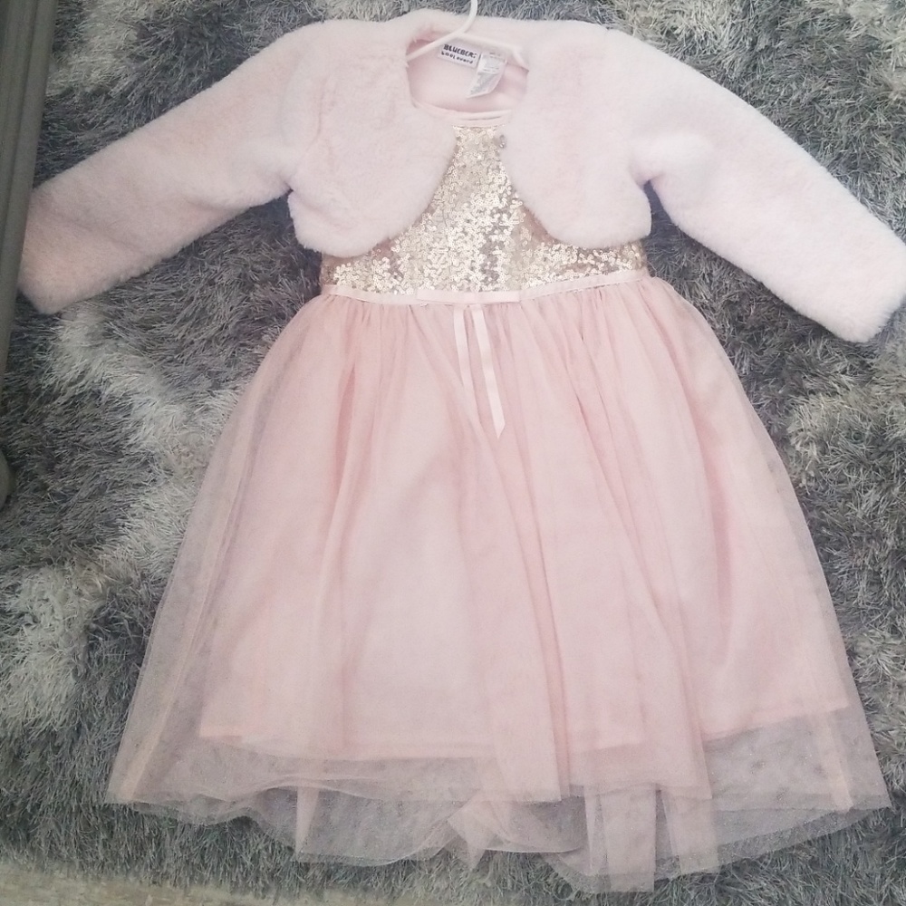 Girls dress